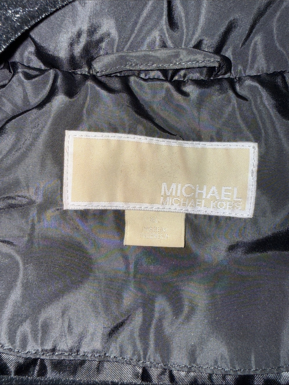 Micheal Kors Black Quilted Hooded Winter Coat with Faux Fur Trim - Picture 4 of 4